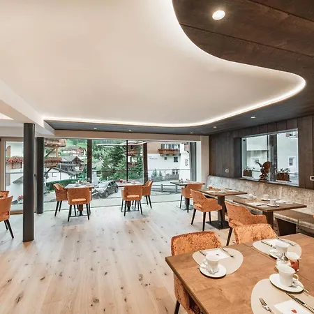 Garni Miara - Your Dolomites מלון 3*