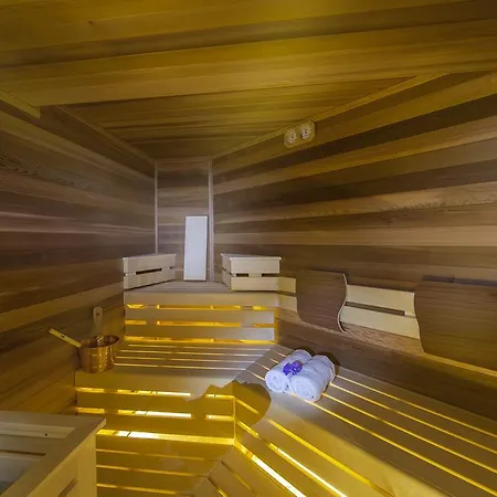 Hotel Garni Miara - Your Dolomites 3*