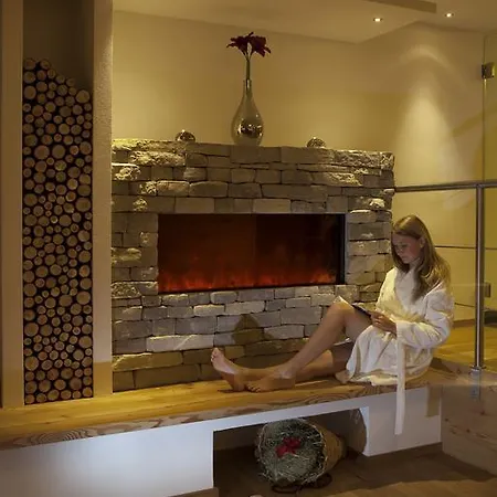 Garni Miara - Your Dolomites Hotel Selva di Val Gardena
